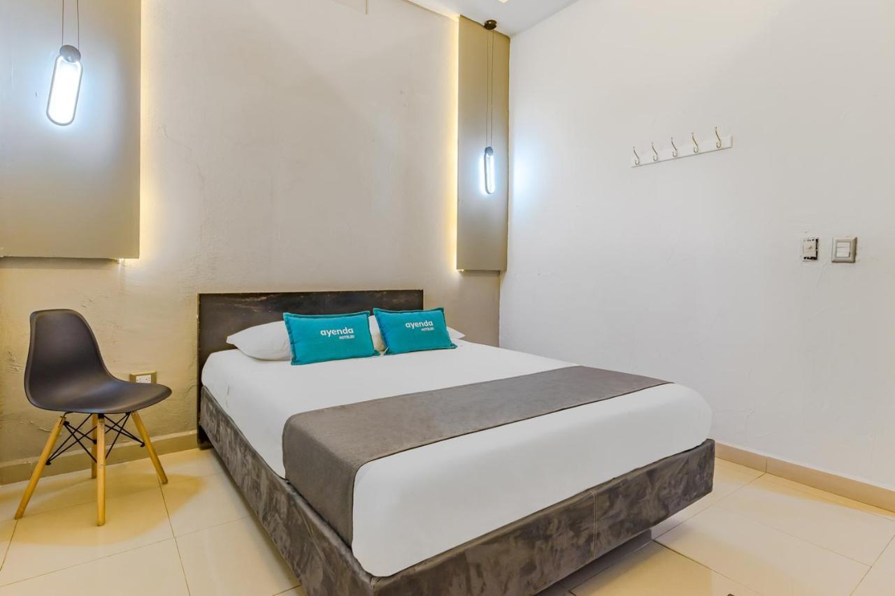Ayenda Blue Cristal Hotell Monterrey Exteriör bild